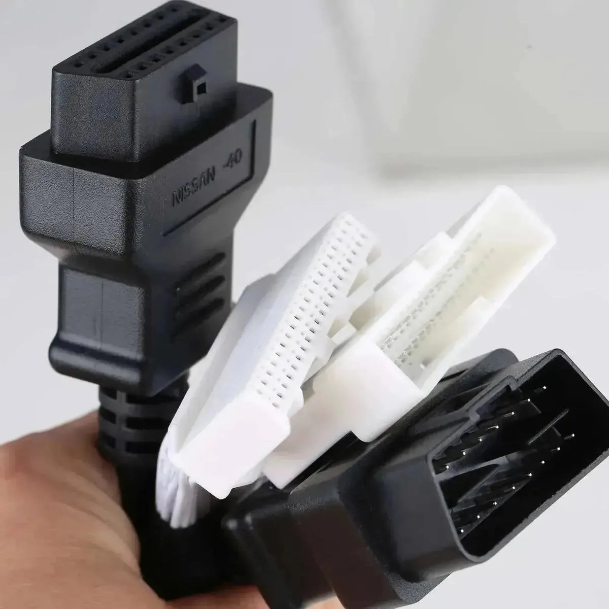 OBDSTAR | Nissan 40-pins BCM - 16-pins OBD2 -liitäntäkaapeli | Henkilöauto